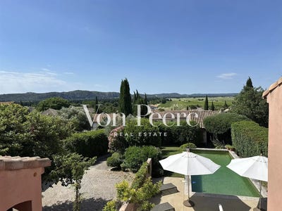 /international/fr/pujaut-languedoc-roussillon-310108248958/