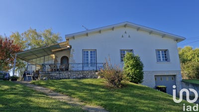 /international/fr/gensac-charente-310102512956/