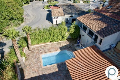 /international/fr/le-beausset-provence-alpes-cote-d-azur-310107333335/
