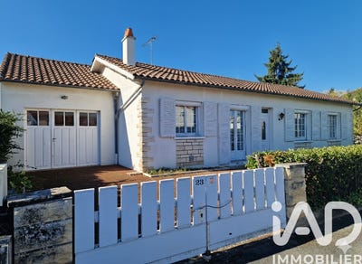 /international/fr/poitiers-charente-310103607401/