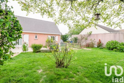 /international/fr/villejust-ile-de-france-310098944034/