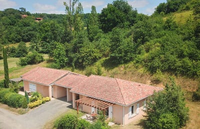 /international/fr/masseube-midi-pyrenees-310100291546/?lang=en