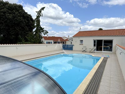 /international/fr/saint-benoist-sur-mer-pays-de-la-loire-310104475094/