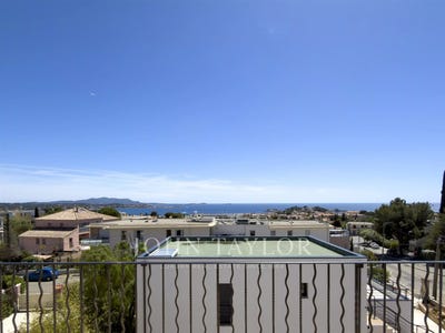 /international/fr/bandol-provence-alpes-cote-d-azur-310108454867/