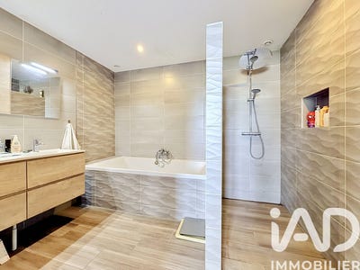 /international/fr/meslay-le-grenet-centre-val-de-loire-310107737330/