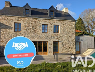 /international/fr/landevant-brittany-310105990417/
