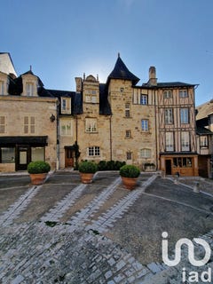 /international/fr/terrasson-lavilledieu-aquitaine-310101106397/