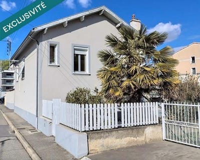 /international/fr/tournon-sur-rhone-rhone-310107147674/