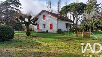 /international/fr/uchacq-et-parentis-aquitaine-310101228304/