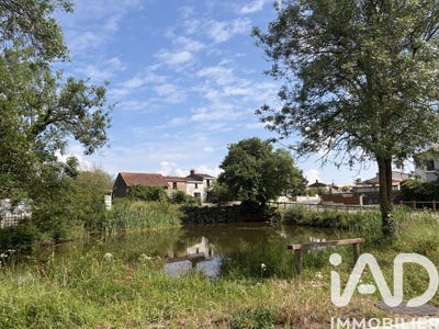 /international/fr/pont-saint-martin-pays-de-la-loire-310102369194/