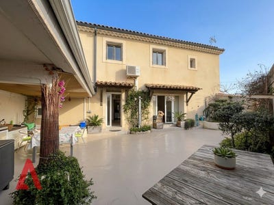 /international/fr/roujan-languedoc-roussillon-310106835366/
