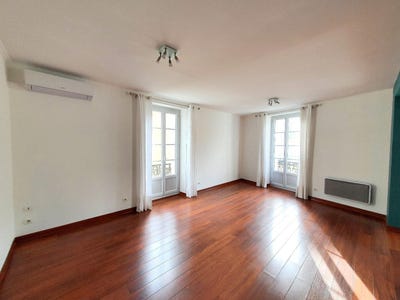 /international/fr/beziers-languedoc-roussillon-310100085673/