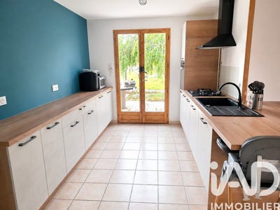 /international/fr/sainte-agathe-la-bouteresse-rhone-310107673381/