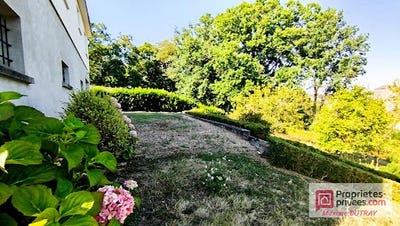 /international/fr/chateau-renault-centre-val-de-loire-310100959185/?lang=zh-tw