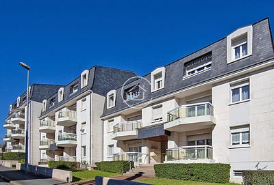 /international/fr/blois-centre-val-de-loire-310110115319/