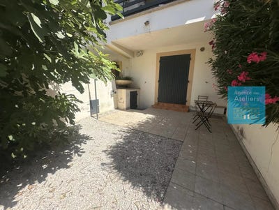 /international/fr/arles-languedoc-roussillon-310101045250/?lang=en