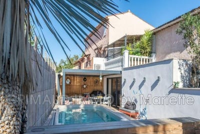 /international/fr/port-grimaud-provence-alpes-cote-d-azur-310100109696/?lang=zh-tw