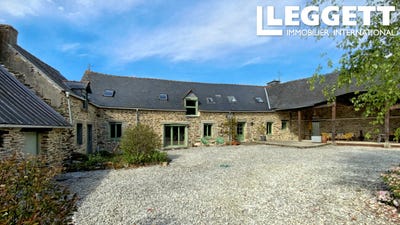 /international/fr/saint-gilles-vieux-marche-brittany-310107469477/?lang=it