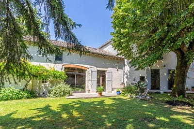 /international/fr/bourg-de-visa-midi-pyrenees-310105792830/