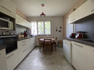 /international/fr/lons-le-saunier-franche-comte-310102369482/