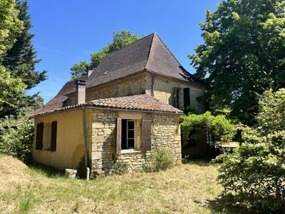 /international/fr/saint-cyprien-aquitaine-310108429857/