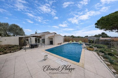 /international/fr/villegailhenc-languedoc-roussillon-310108105768/