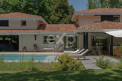 /international/fr/gujan-mestras-aquitaine-310100938062/?lang=zh-tw