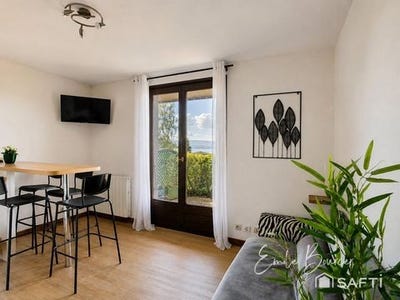 /international/fr/neuvecelle-rhone-310108247467/