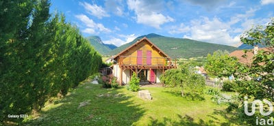 /international/fr/lus-la-croix-haute-rhone-310100366572/