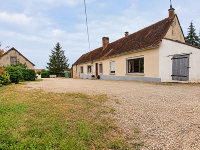 /international/fr/chaufour-notre-dame-pays-de-la-loire-310110050826/