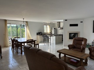 /international/fr/nanteuil-en-vallee-charente-310099684259/