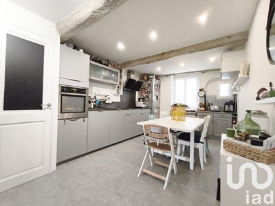 /international/fr/contes-provence-alpes-cote-d-azur-310098313796/