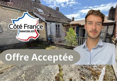 /international/fr/coulanges-sur-yonne-burgundy-310098865771/