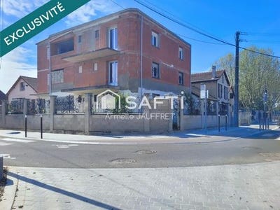 /international/fr/stains-ile-de-france-310107473672/