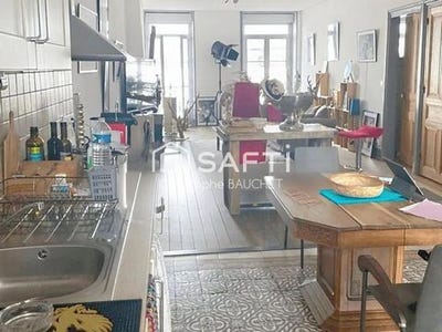 /international/fr/bourg-en-bresse-rhone-310106778741/