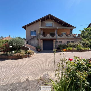/international/fr/le-peage-de-roussillon-rhone-310108792755/