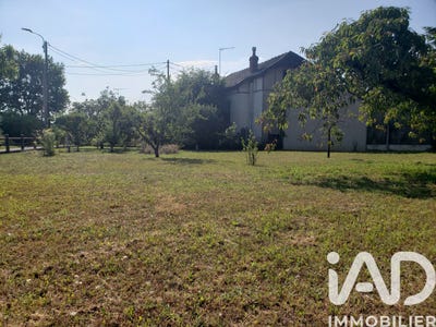/international/fr/connerre-pays-de-la-loire-310104915478/