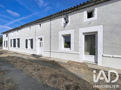 /international/fr/saint-laurs-charente-310109222420/
