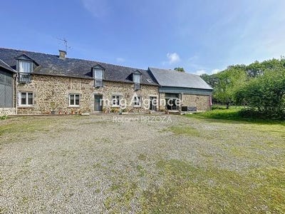 /international/fr/hede-bazouges-brittany-310099348921/