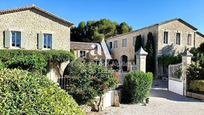 /international/fr/lagnes-provence-alpes-cote-d-azur-310100600481/?lang=fr