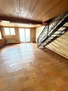 /international/fr/saint-etienne-du-bois-rhone-310106972724/