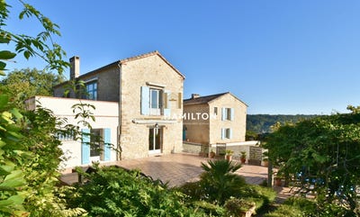 /international/fr/cordes-sur-ciel-midi-pyrenees-310108466106/