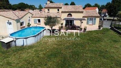 /international/fr/dompierre-sur-yon-pays-de-la-loire-310099285269/?lang=en