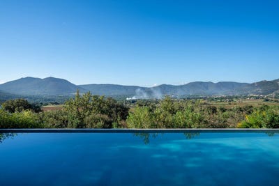 /international/fr/plan-de-la-tour-hh-15595065-le-plan-de-la-tour-provence-alpes-cote-d-azur-310100958321/?lang=fr