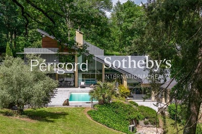/international/fr/brive-la-gaillarde-limousin-310108249046/
