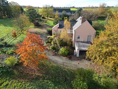 /international/fr/le-buret-pays-de-la-loire-310104475421/