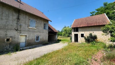/international/fr/essertenne-et-cecey-franche-comte-310100732306/