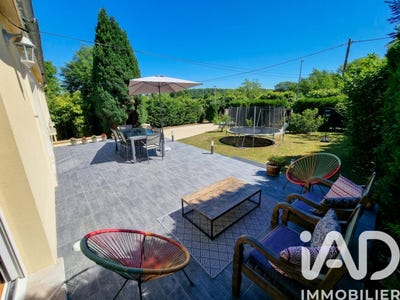 /international/fr/coye-la-foret-picardie-310108697904/