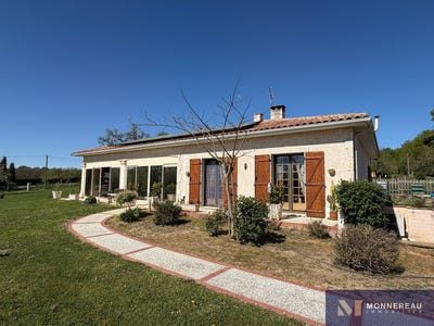 /international/fr/les-pins-charente-310108592897/?lang=th