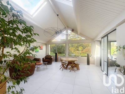 /international/fr/suce-sur-erdre-pays-de-la-loire-310098173247/